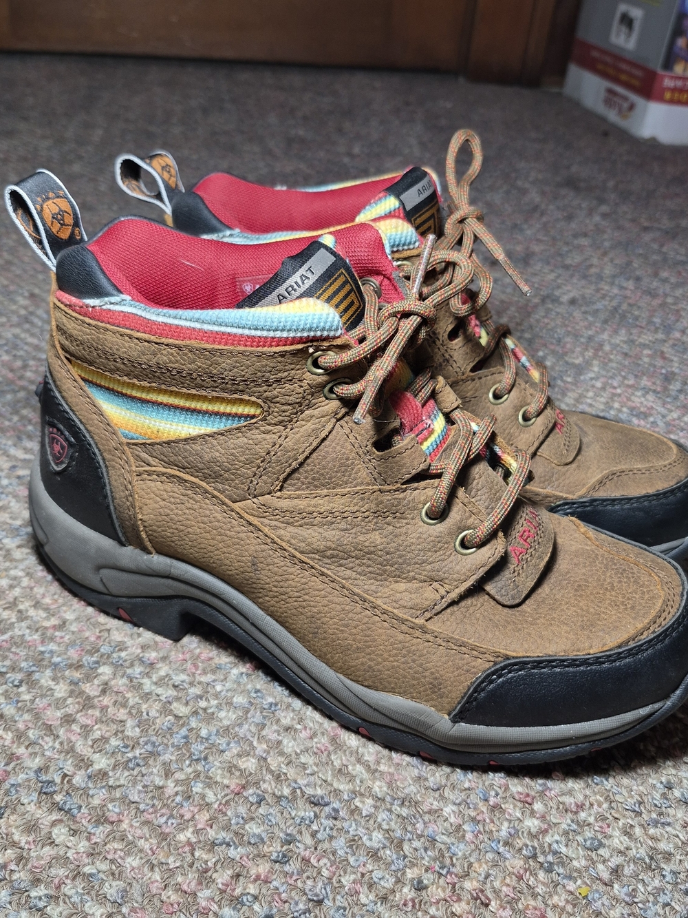 Ariat Men’s Brown Leather Work Hiker with Red Collar